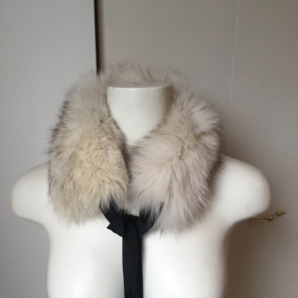 Accessories - *FREE IF BUNDLED* Fur Collar with Black Ribbon